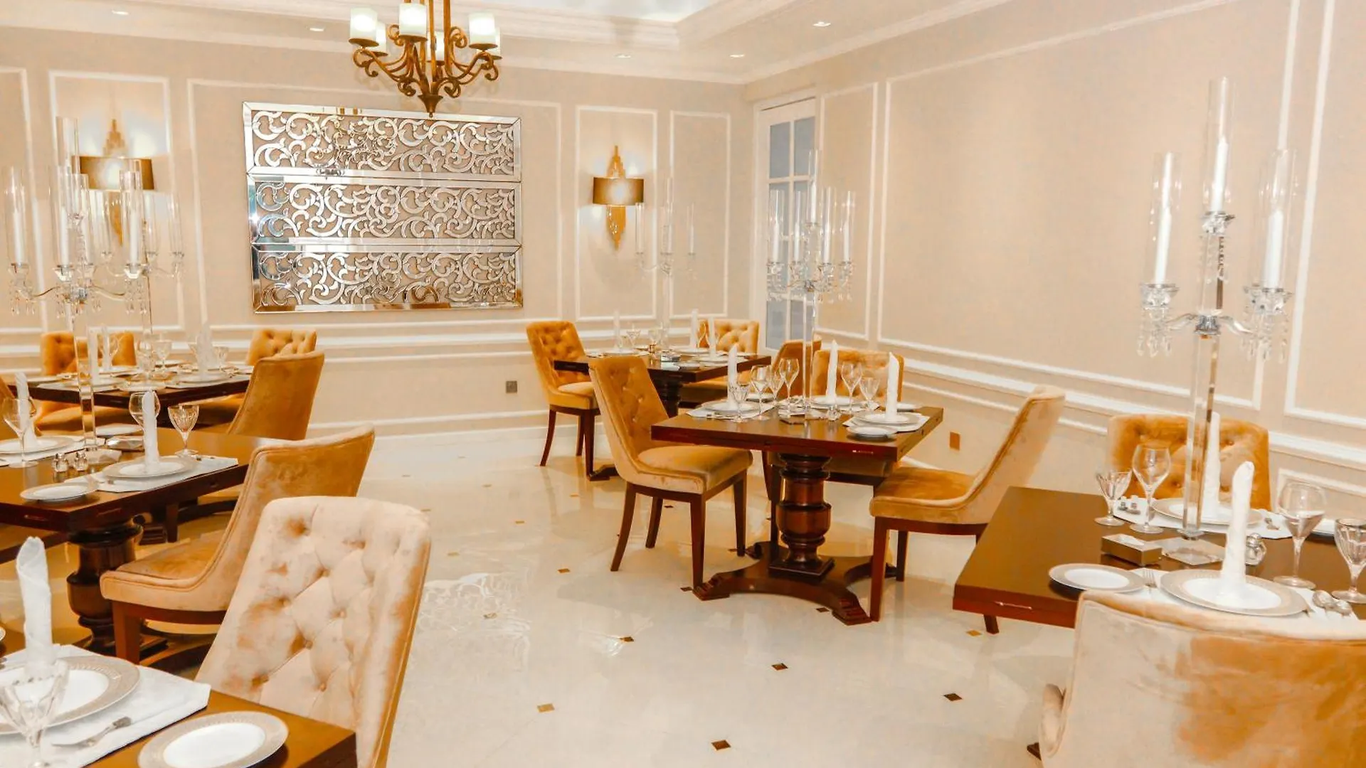 לינה וארוחת בוקר נגומבו Agandau House